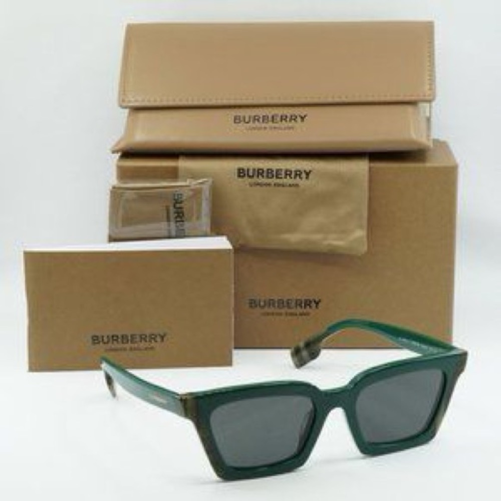 Burberry Briar 52mm Square Sunglasses in Green